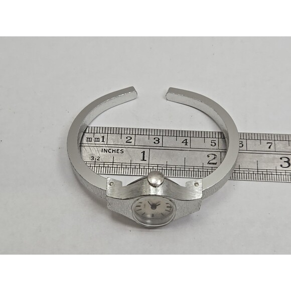 Vintage Timex Womens Textured Aluminum Manual Wind Silver Watch Cuff Unique main image 11